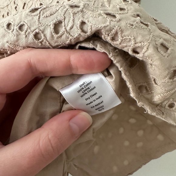 Talbots Tan Eyelet Sleeveless Blouse - Picture 4 of 5